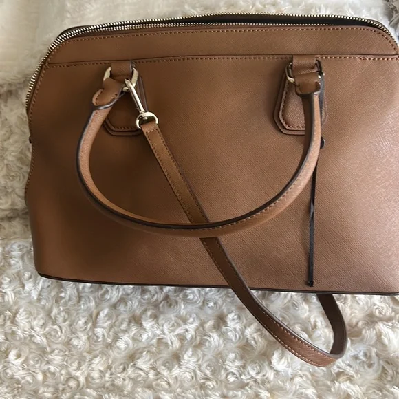 Authentic DKNY leather satchel multi pockets - Picture 4 of 4